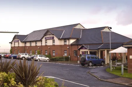 Premier Inn Greenock Отели в г. Гурок