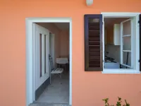 Franjo Hotels in Opric