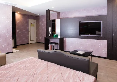 Midi Motel Pingtung Branch
