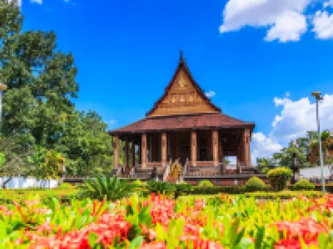 Vientiane Mekong Hotel（Swimming pool in the air） Hotels near Pha That Luang