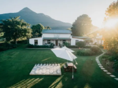 The Village Lodge Hotels in Stormsrivier