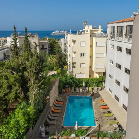 Palmyra Beach Hotel