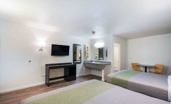 Motel 6 Burlington, WA