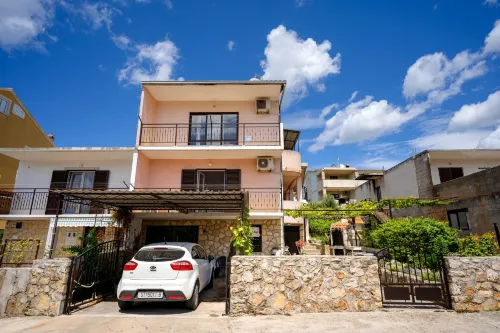 Apartments Zlata - Homestays