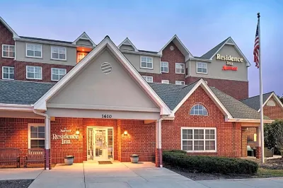 Residence Inn Chicago Schaumburg/Woodfield Mall Hotels in Schaumburg