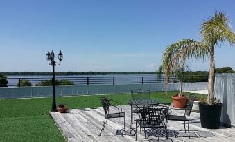 Key West Resort - Lake Dora