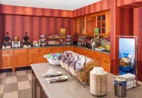 Hampton Inn & Suites Valdosta/Conference Center Hotels in Valdosta