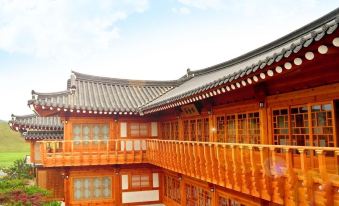 1. 황남관 한옥 게..