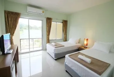 Palm Hill Resort