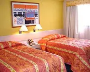 Lincoln  Suites Hotels near Playa Mare