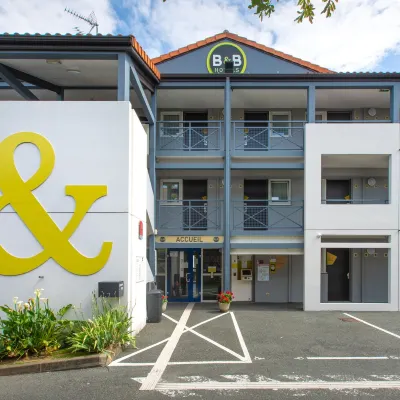 B&B Hotel Bayonne Hotels near Ansot Park
