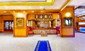 Capital O 125 Moon Plaza Hotel