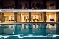 Holiday Inn LONDON - KENSINGTON HIGH ST. by IHG - Uima-altaat