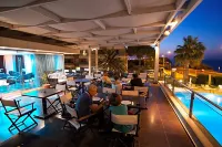 Elysion Hotel - Balkoner