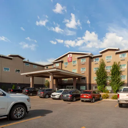 Best Western Plus Fort Saskatchewan Inn  Suites