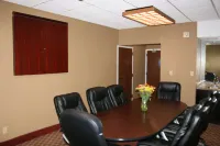 Hampton Inn Commerce فنادق في Commerce