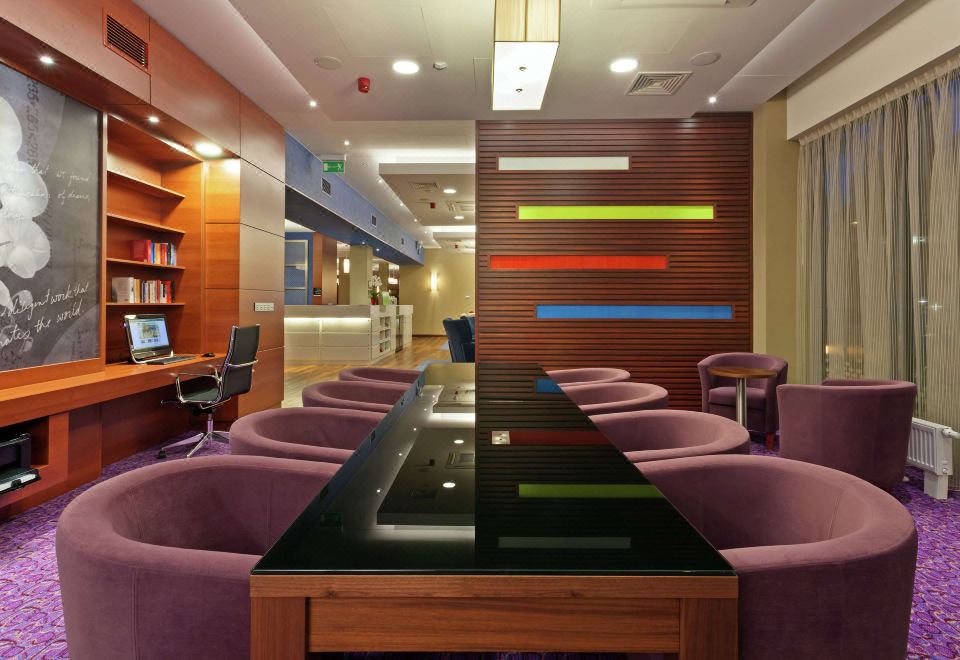 Hampton by Hilton Warsaw Airport 썸네일