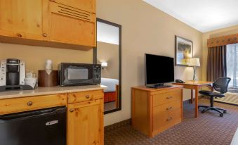 Best Western Plus Olympic Inn