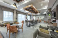 Hampton Inn & Suites by Hilton Charlottetown, PEI - sarapan