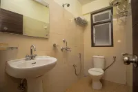 Hotel Station View by ShriGo Hotels Hotels in Mughalsarai Railway Settlement