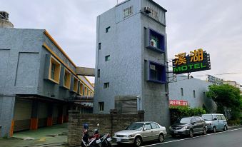 Shihua Motel