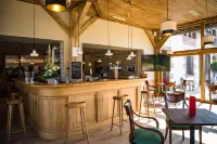 Domaine du Roncemay - Hôtel, Restaurants, Spa & Golf - bar