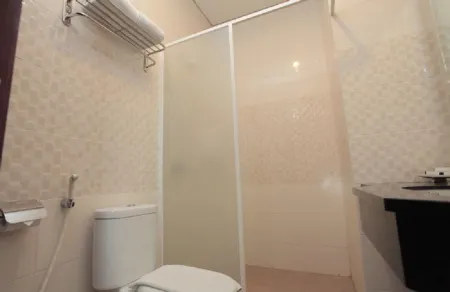 PRIMA SR Hotel & Convention Yogyakarta Отели в г. Sleman