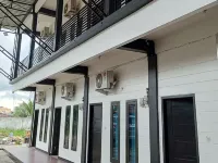 Marthina Residence Syariah Mitra RedDoorz Hotel di Kecamatan Kota Baru