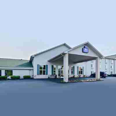 Best Western Plus Flint Airport Inn  Suites Hotel Exterior