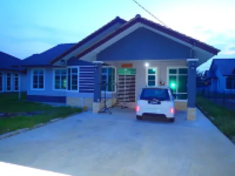 ริซคิน โฮมสเตย์ บาชอค โรงแรมใน