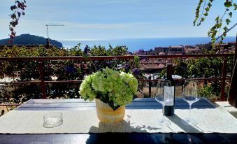 Apartment Near Old Town Dubrovnik with Terrace and Beatuful View