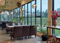 Oemah Djari Hotel Tuntang住宿飯店
