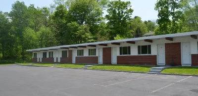 Paramount Motel Hôtels à : Middle Smithfield Township