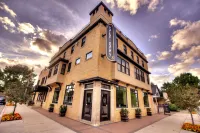 Sheridan's Bed & Breakfast Hotels in Cudahy