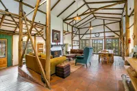 타라데일 하우스 에스테이트