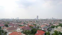 Extra Spacious and Homey 2Br at Kondominium Puncak Marina Apartment Hotel a Wonocolo