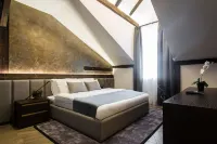 Industrial 1853. Hotels in Kragujevac