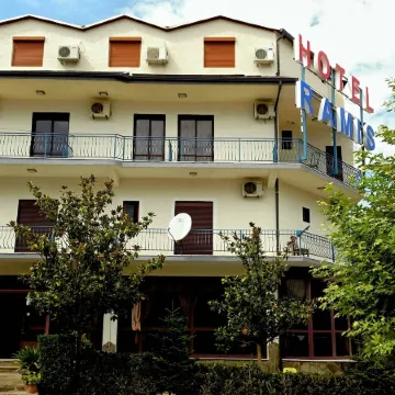Ramis Hotel & Outdoor Sports Center
