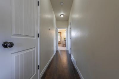 Corridor Yard is Kids Paradise! Beach Access! Tons of Space! Photo