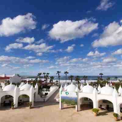 L' Amphitrite Palace Resort & Spa Hotel Exterior