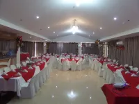 Royal Suites Condotel - breakfast