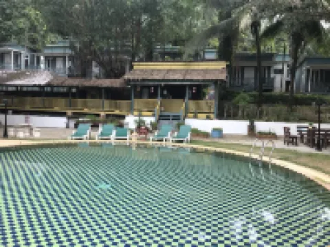 Sunshine Inn Resort Khaolak