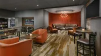 โรงแรมคราวน์ พลาซ่า ฟีนิกซ์ แอร์พอร์ต - PHX บาย IHG - ที่มีบาร์