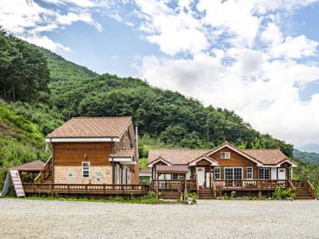 Yeongju Healing Story Pension Отели в г. Йонджу