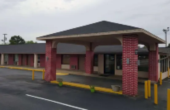 Travelodge by Wyndham Jackson I-40 Exit 82