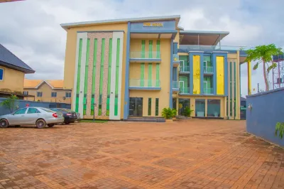 TNK Hotel فنادق في 