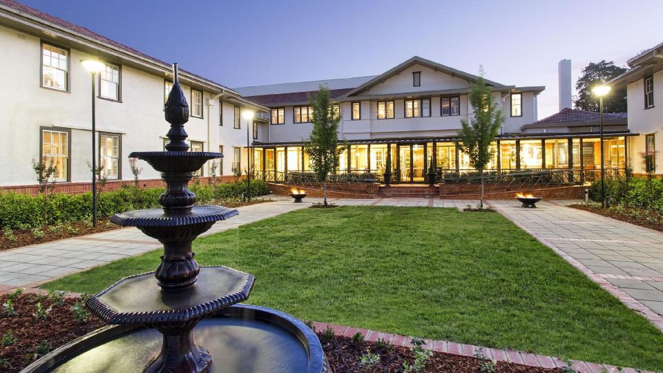 Hotel Kurrajong Canberra