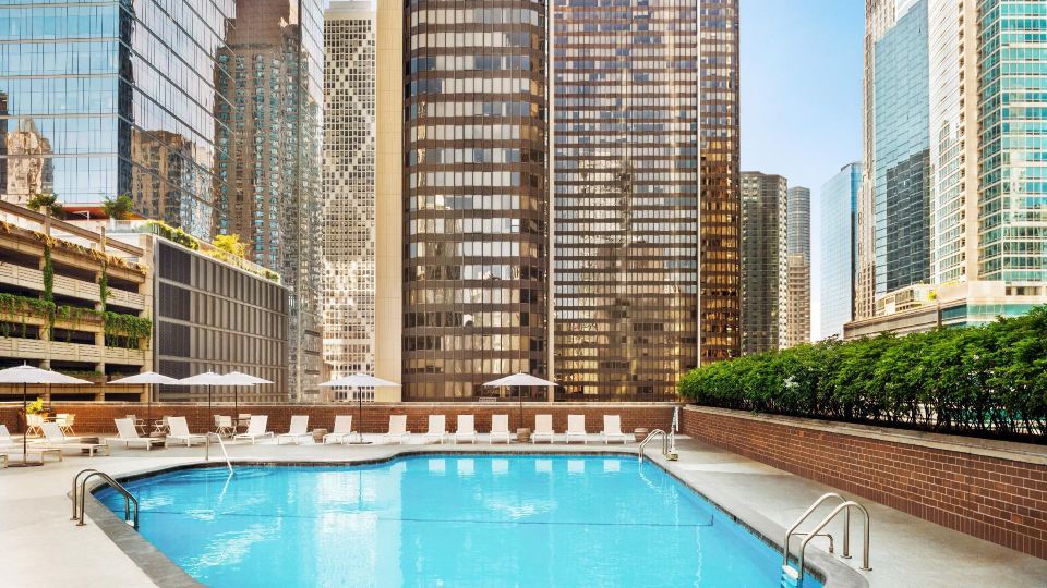 DoubleTree by Hilton Chicago Magnificent Mile