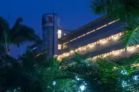 Olympic Palace Hotels near Loufoulakari Falls