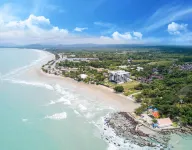 TopFloor Gorgeous Sunset-Mae Phim Beachfront Condo Hôtels à : 